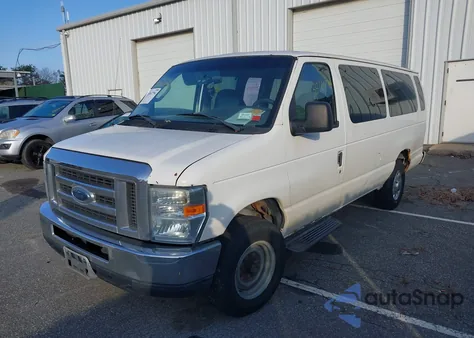 2008 Ford E-350 Super Duty z USA, uszkodzony, nr VIN 1FBSS31L08DB35985